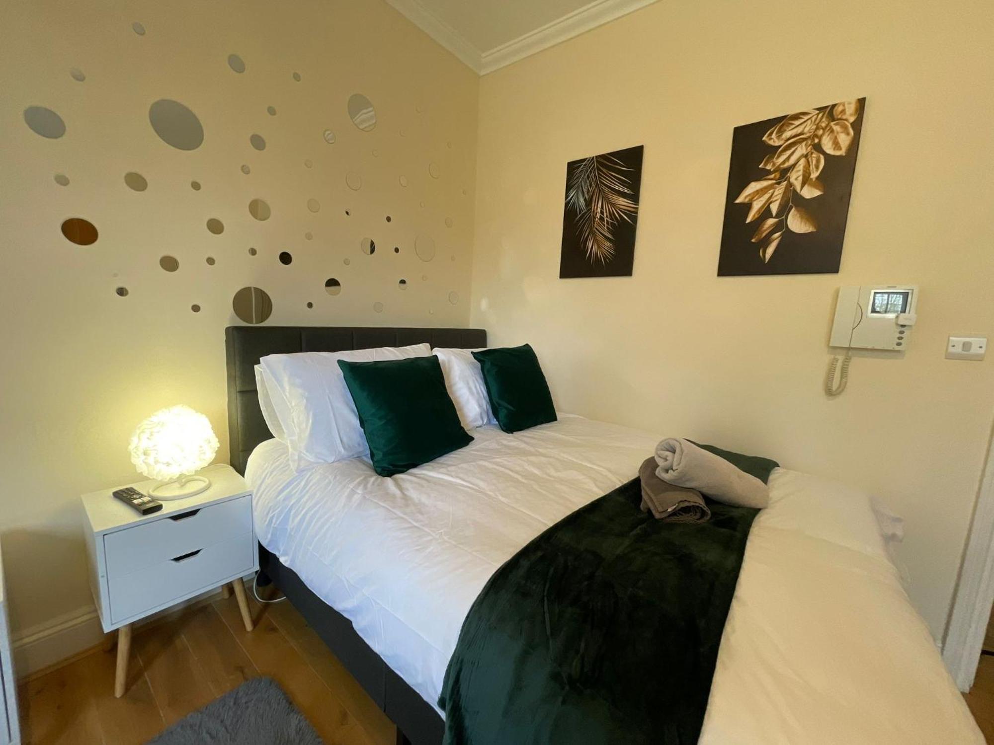 The Islington Hub Apartment Londra Exterior foto